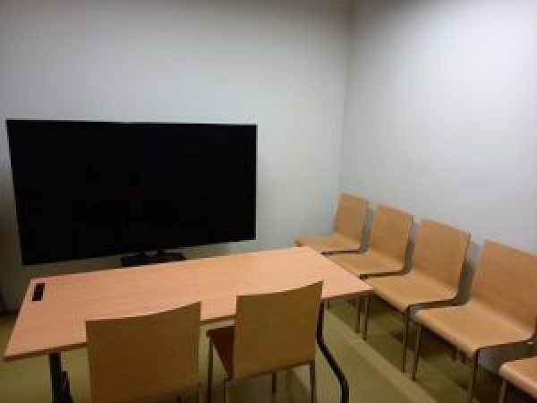 Rühmaruum (Pääsküla raamatukogu)